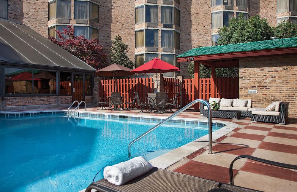 Doubletree By Hilton Johnson City Exterior photo
